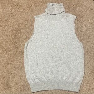 Chic Cashmere Mango Light Gray Turtleneck Sweater